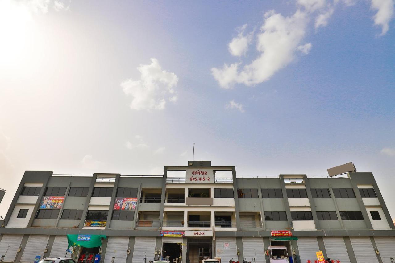 ホテルOyo 15417 レッド ローズ Watuwa エクステリア 写真
